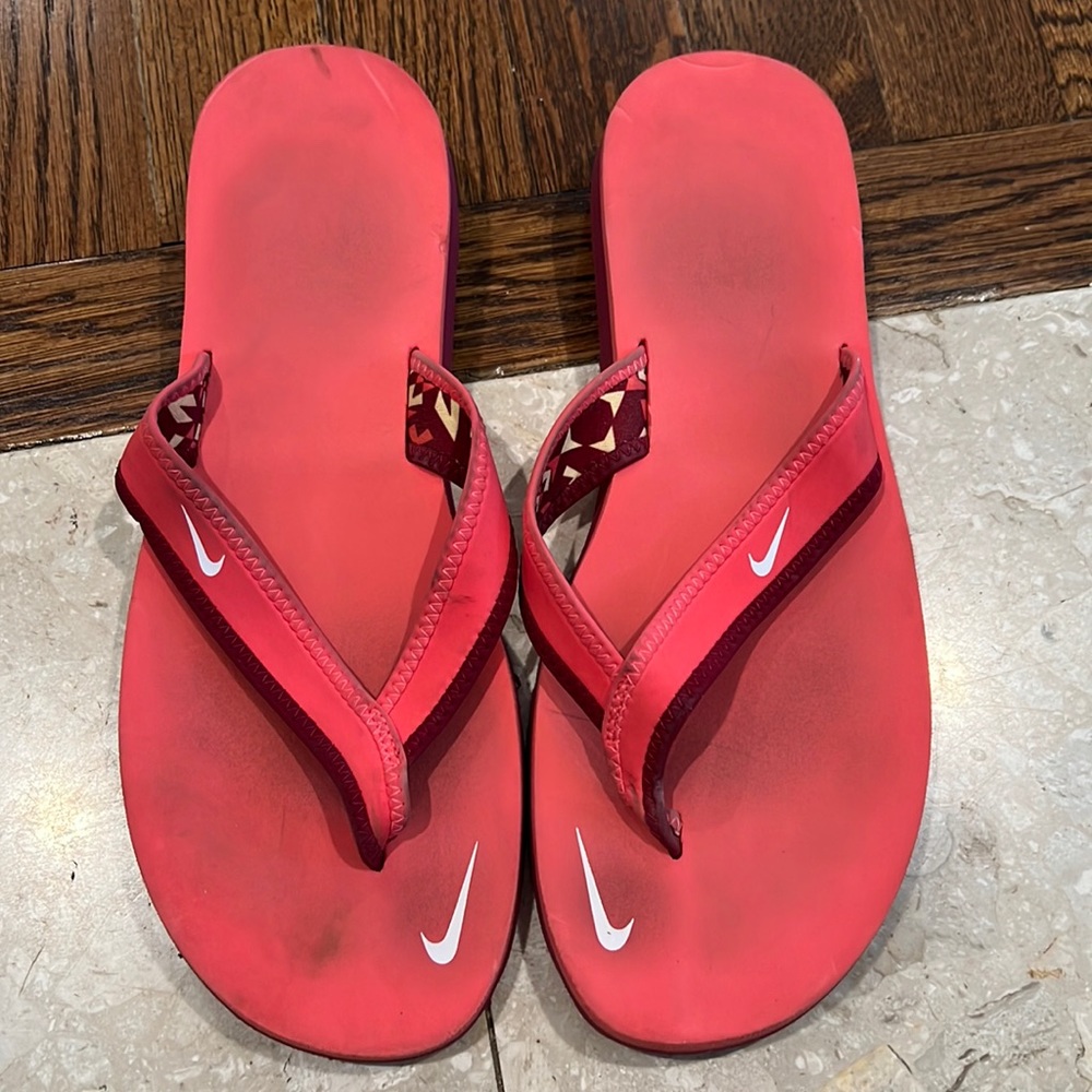 Nike Flip Flops